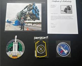 001 Authenticated Signed Elon Musk SpaceX Photo Patches, Luggage Tags
