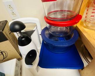 Pyrex Storage Bowls