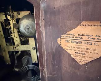 Sessions Mantle Clock