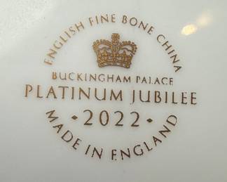 Buckingham Palace Platinum Jubilee 2022 Commemorative Mug