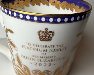 Buckingham Palace Platinum Jubilee 2022 Commemorative Mug