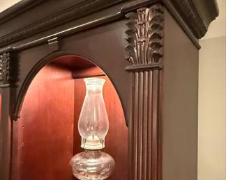 Wynwood Traditional Executive Desk and Hutch