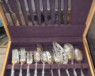 International Silverplate Interlude Style Flatware Set
