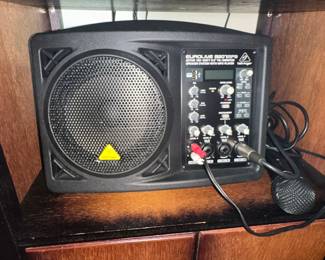 Behringer Eurolive B207MP3 Active PA Monitor