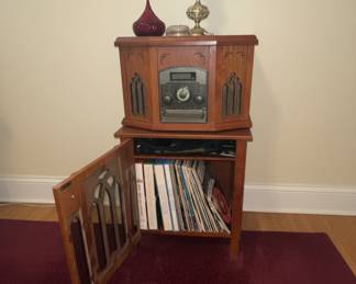 Thomas Pacconi Classics Millennium Series Music Center with Storage Stand