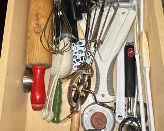 Assorted Kitchen Utensils