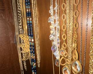 Assorted Jewelry