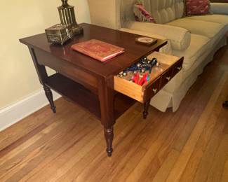 Sheraton Style Cherry Finish Single Drawer End Table
