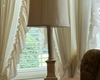 Neoclassical Style Column Table Lamp