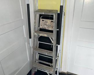 Step Ladder