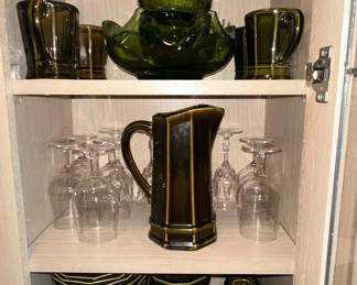 Pfaltzgraff Heritage Green Stoneware Coffee Pot and Creamer Set