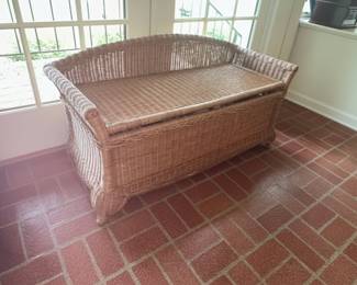 Wicker Storage Trunk Bench
