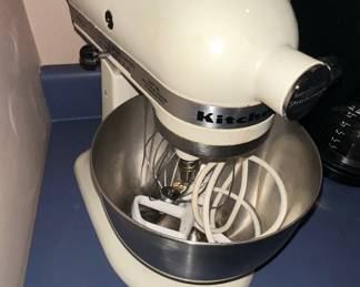 KitchenAid K45SS Classic Stand Mixer