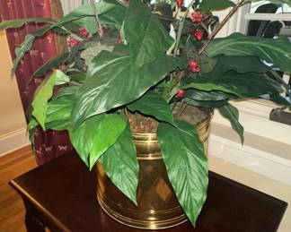Vintage Brass Style Ribbed Planter