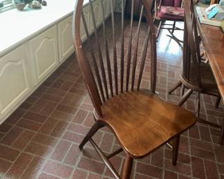 Windsor Style Dining Set