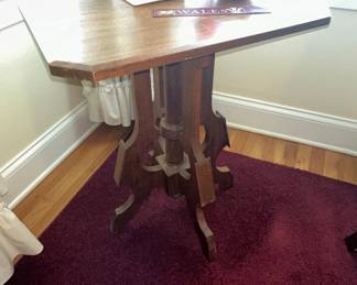 Eastlake Style Pedestal Side Table