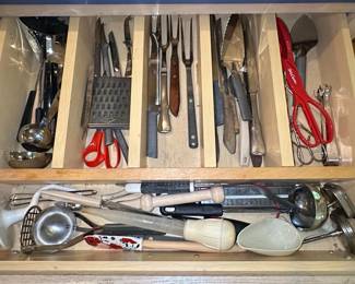 Assorted Kitchen Utensils