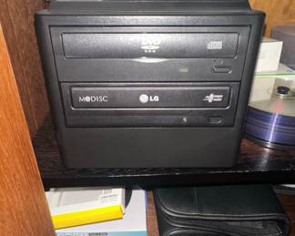 ZipSpin Style DVD Duplicator Tower with LG Drives