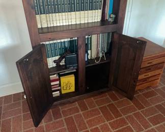 Traditional Style Wooden Bookcase with Lower Cabinet