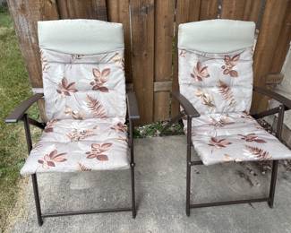Pair of patio folding chairs
