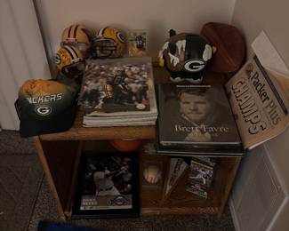 Packers and Brewers Monentos