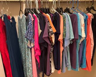 Women’s Clothes Sizes L to 3X