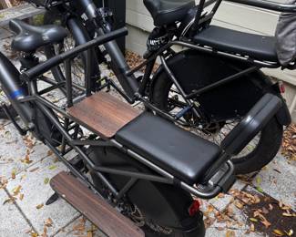 Flyer L855 Cargo Electric Bike (Blue) - $1,100  Versatile Flyer L855 cargo e-bike in excellent condition. Great for hauling groceries, gear, or carrying a child with the rear passenger seat. A fun and practical alternative to driving!  Features:  * Electric pedal assist and throttle * Rear cargo rack with passenger seat * Front storage bag included * Battery and charger included * Comfortable, stable ride * Well maintained and ready to go