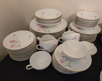 Set of White w Pink Flowers China