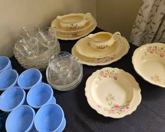 China & Glass Dishes 