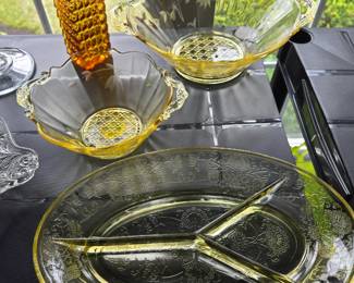 Yellow Depression Glass 