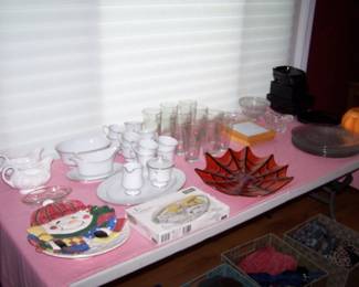 WHITE CHINA & GLASSWARE