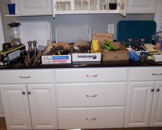 MORE KITCHEN ITEMS