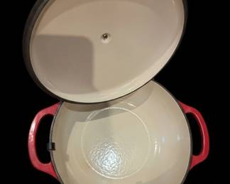 Lodge Enameled Cast Iron Dutch Oven second image