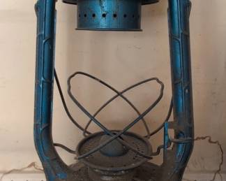 Vintage Blue Dietz Little Wizard Lantern Incomplete