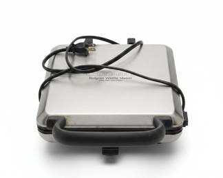 Cuisinart Pure Indulgence Quart Frozen Yogurt, Sorbet Ice Cream Maker third image