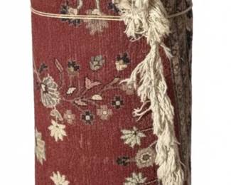 TraditionalStyle MachineMade Area Rug