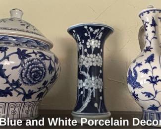 Chinese Blue and White Porcelain Decorative Set