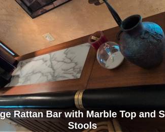 Vintage Rattan Bar with Marble Top and Swivel Stools fifth image