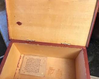Vintage Indian Sheesham Wood and Brass Inlay Jewelry Box with Floral Pattern second image