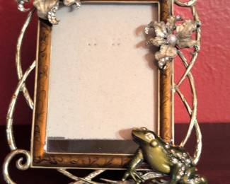 Ashleigh Manor Jeweled Frog and Floral Picture Frame