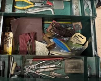 Vintage Park Model H Metal Tool Box second image