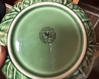 Bordallo Pinheiro Cabbage Leaf Serving Bowls and Assorted Plates second image