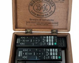 Benson Hedges Invincibles de BH Wooden Cigar Box second image