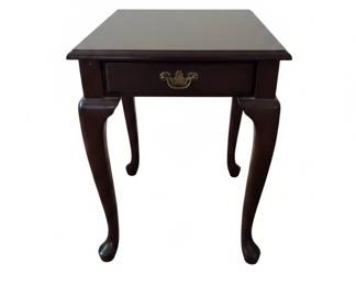 Ethan Allen Georgian Court Queen Anne Cherry End Table
