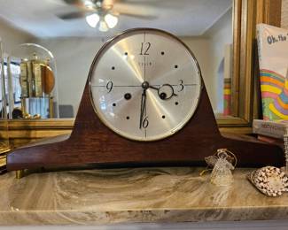 Elgin Mantal Clock