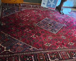 Persian Shiraz Rug 8' x 11'