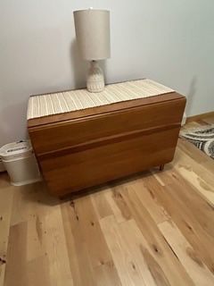 Kindel Grand Rapids, Drop leaf, Cherry table from the 1950s, 300