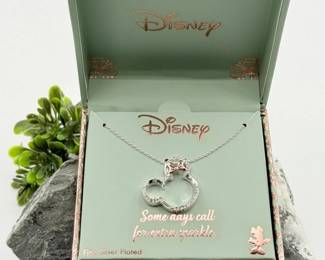 17 DisneyMinnieMouseRoseGoldTonedBowNecklace