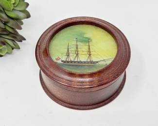 41 VintageWoodenLiddedTrinketBox