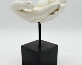 126 TMSHandStatueArtSculpture